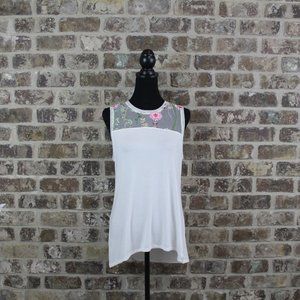 Kim & Cami White Sleeveless Blouse with Embroidered Pink Floral Womens M